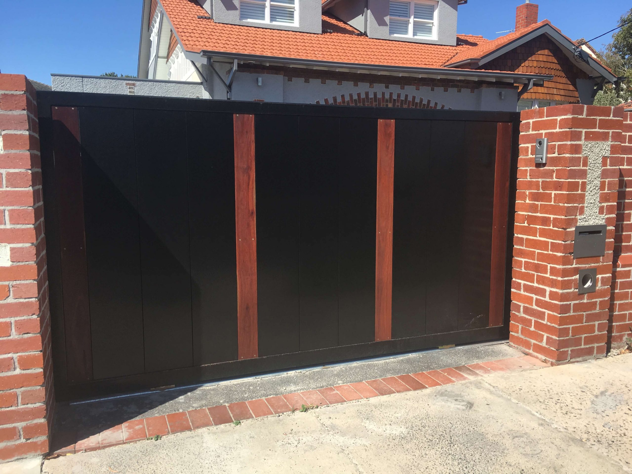 Sliding Gates Melbourne